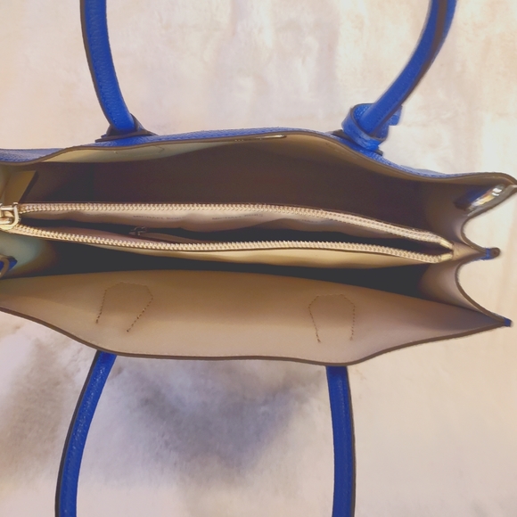 Michael Kors Large Mercer handbag - Picture 6 of 7